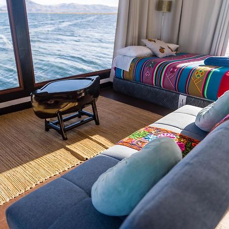 Uros Titicaca Lodge プーノ エクステリア 写真