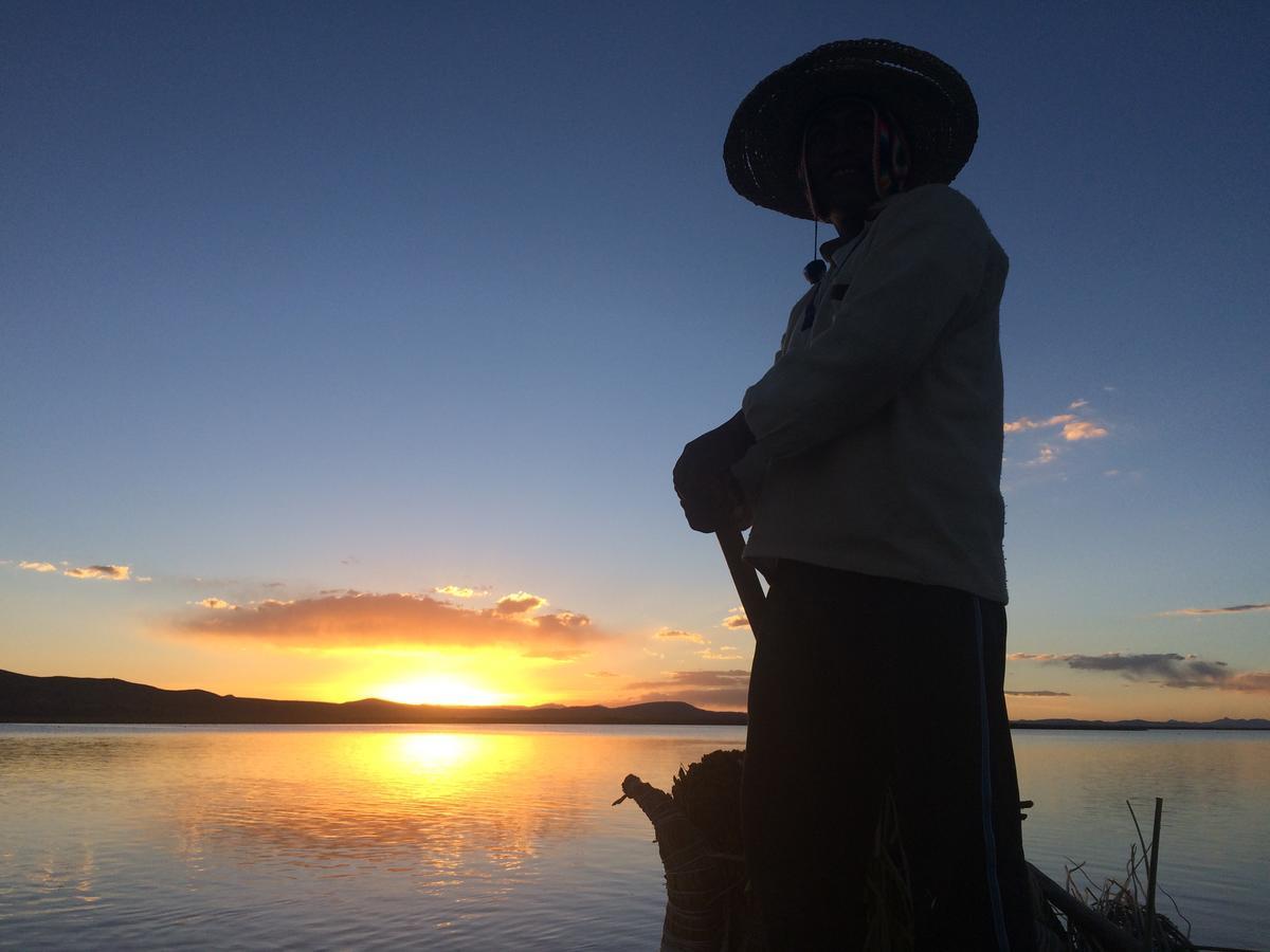 Uros Titicaca Lodge プーノ エクステリア 写真